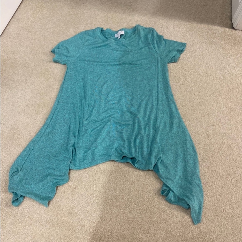 Women’s top size small